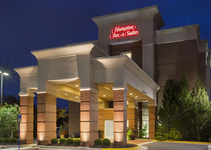 Сity center hotels Hampton Inn & Suites Herndon-Reston